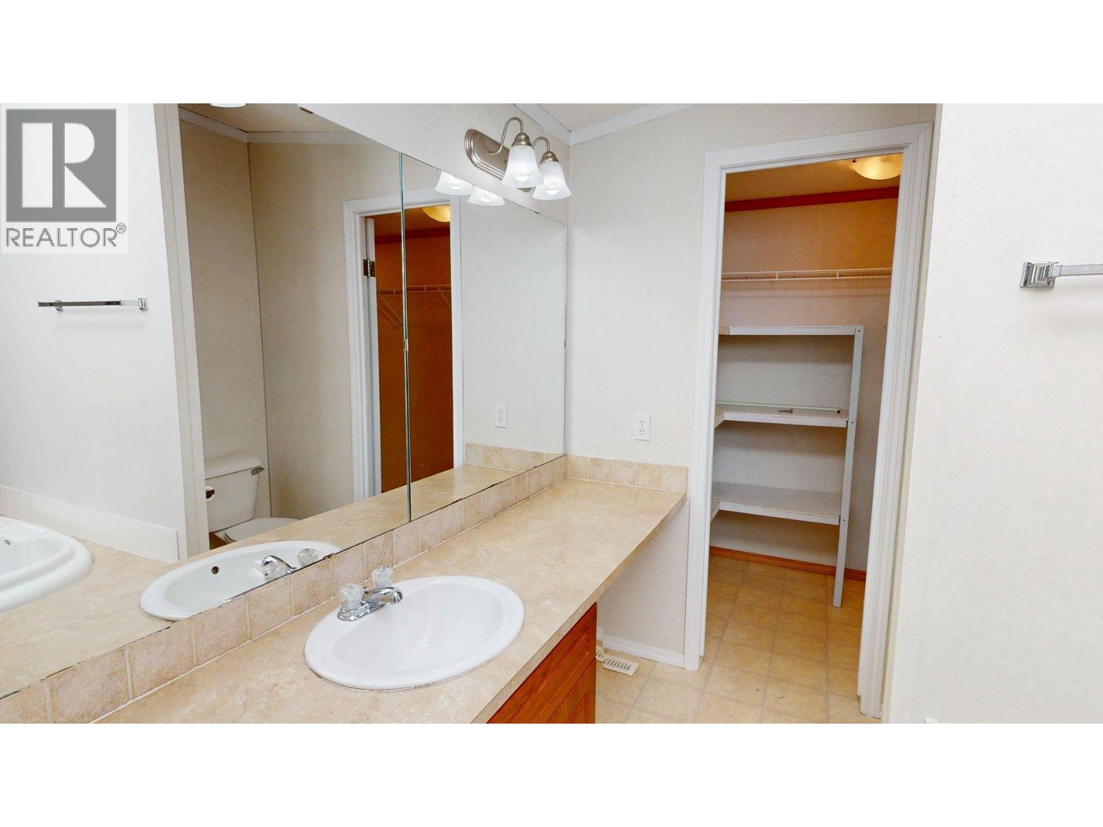 100 Aspen Drive Unit# 121, Sparwood