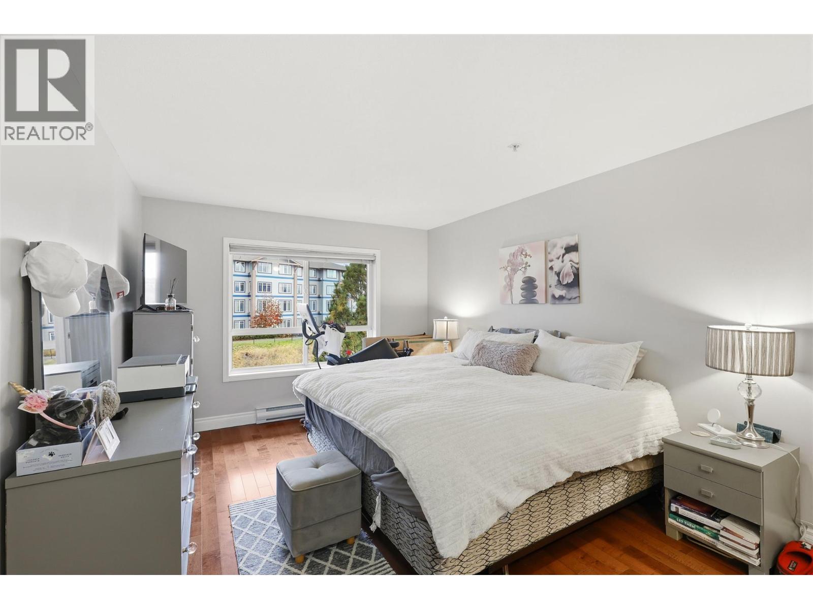#412 1120 HUGH ALLAN Drive - 14