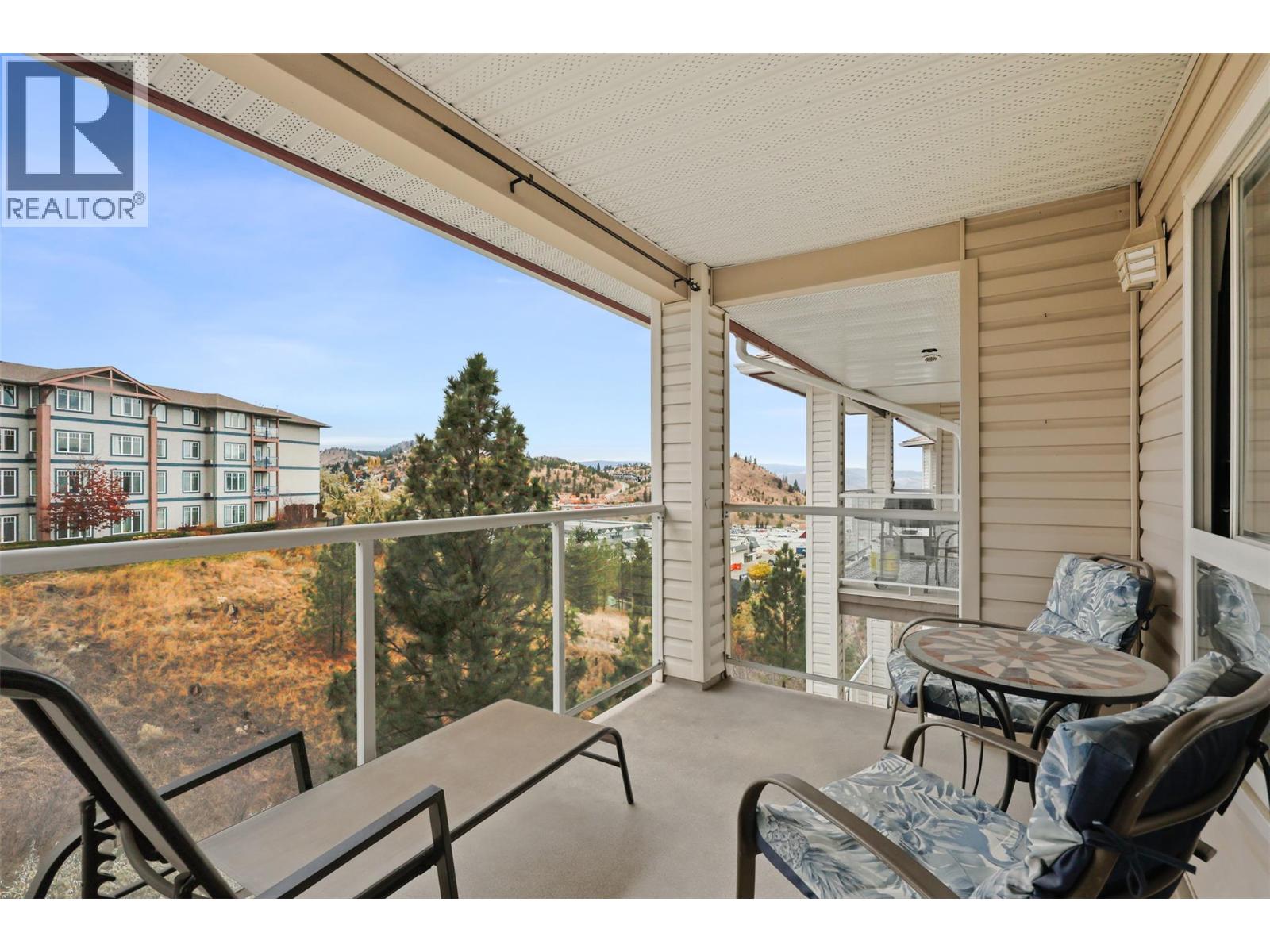#412 1120 HUGH ALLAN Drive - 9