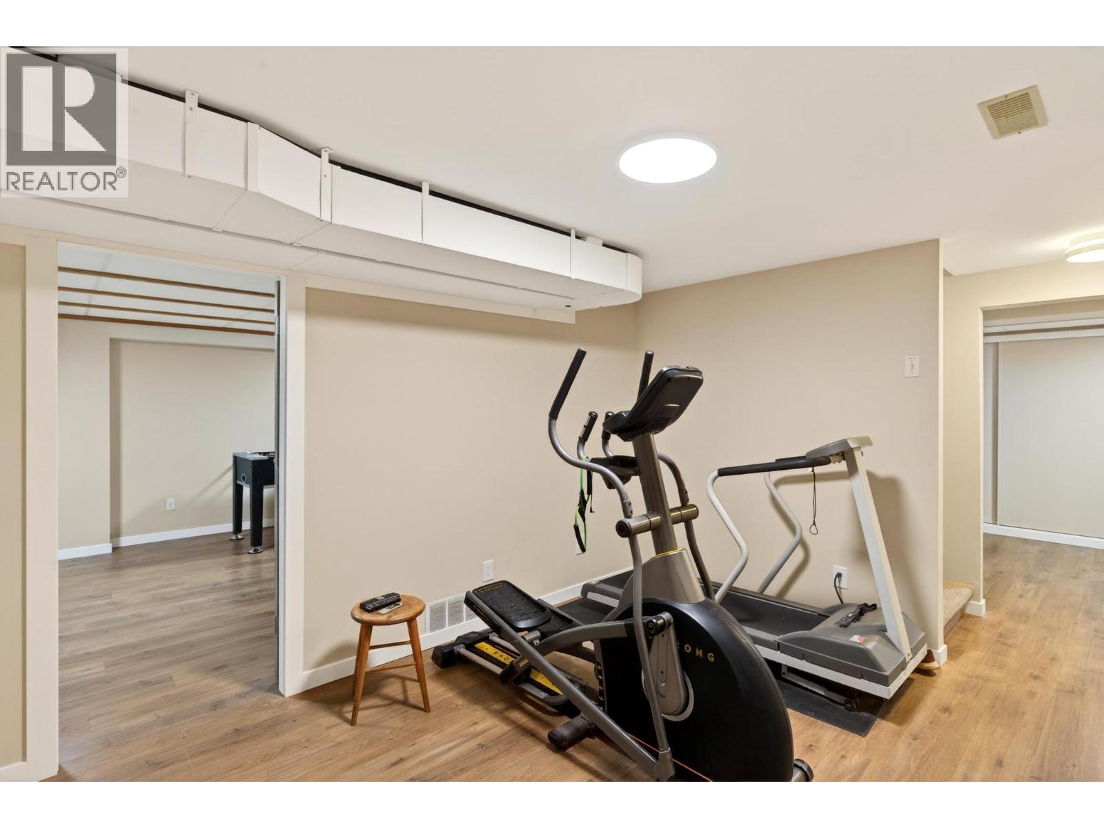 4621 Parkridge Drive - 29