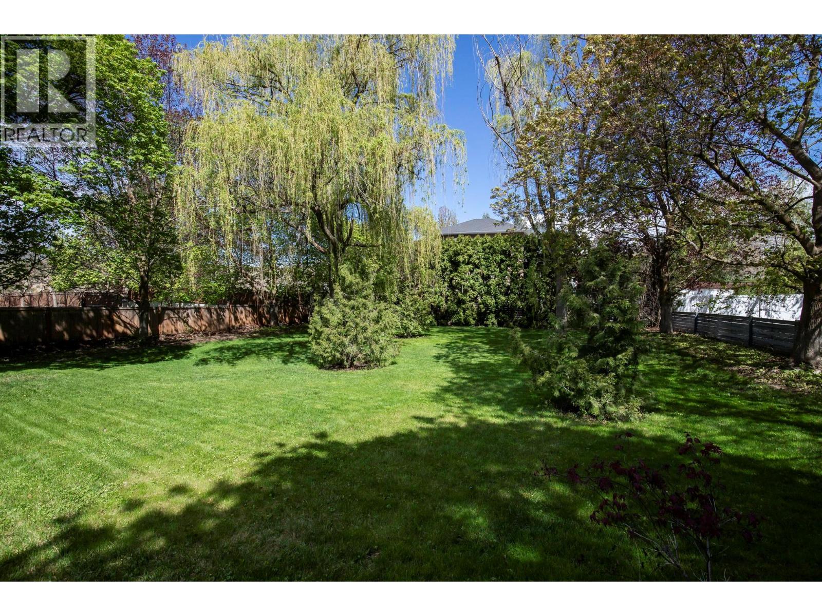 4621 Parkridge Drive - 3