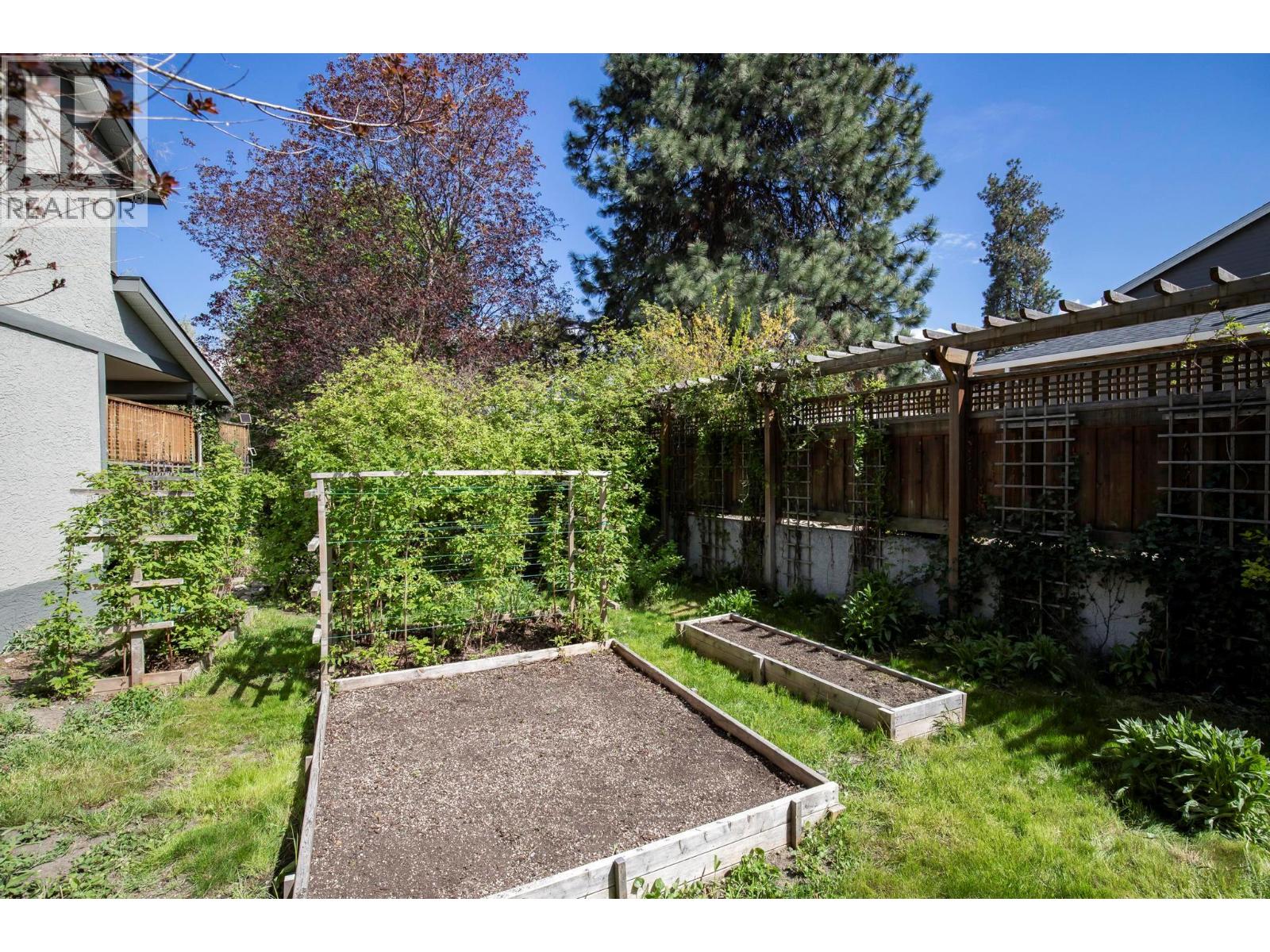 4621 Parkridge Drive, Kelowna