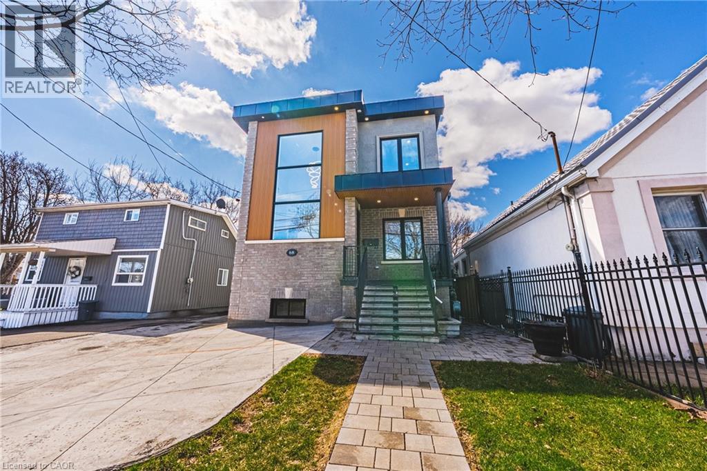 68 VANSITMART Avenue - 1