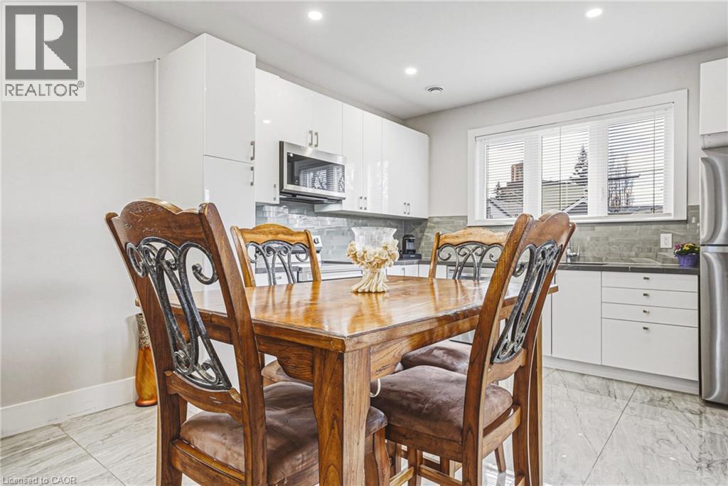 68 VANSITMART Avenue - 10