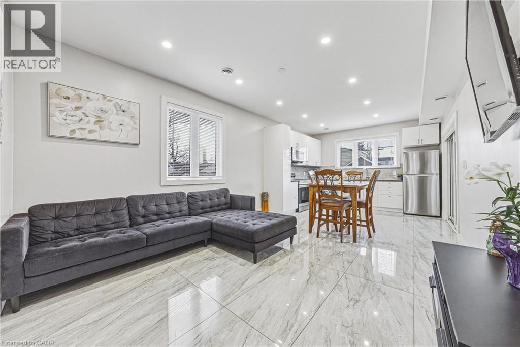 68 VANSITMART Avenue - 8