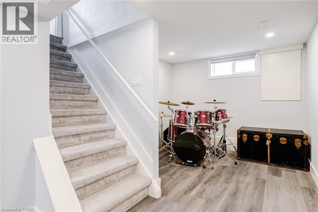 624 BURGESS Avenue, Hamilton, Ontario, L8H6H9 — Photo 20