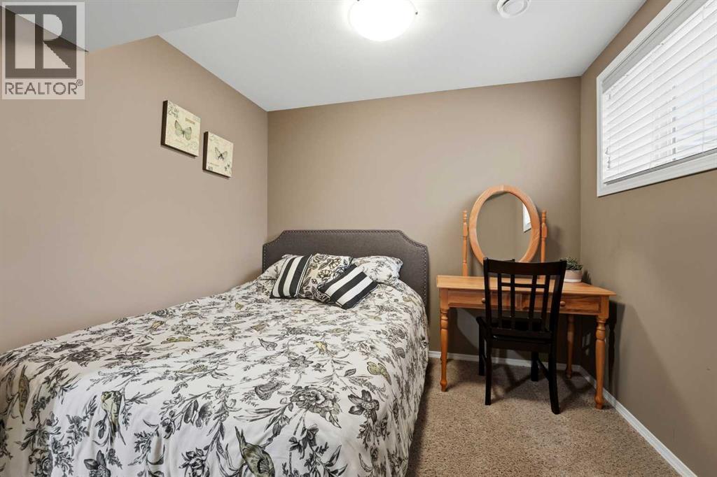 30 Carleton Avenue, Red Deer