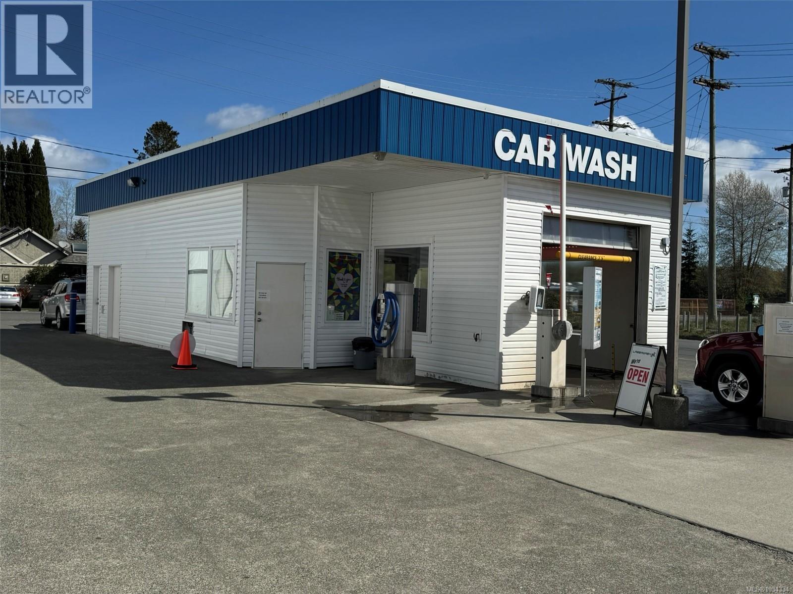 2060 Island Hwy - photo 4