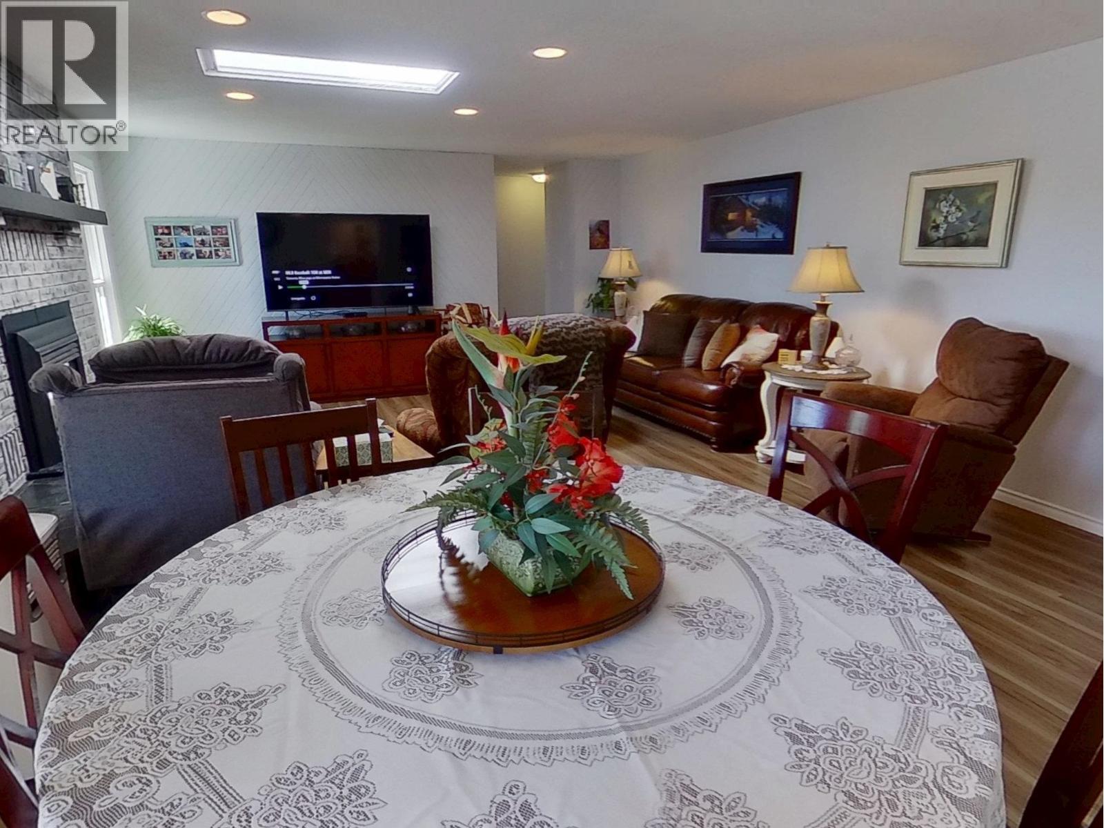229 S GROSZ ROAD - 8