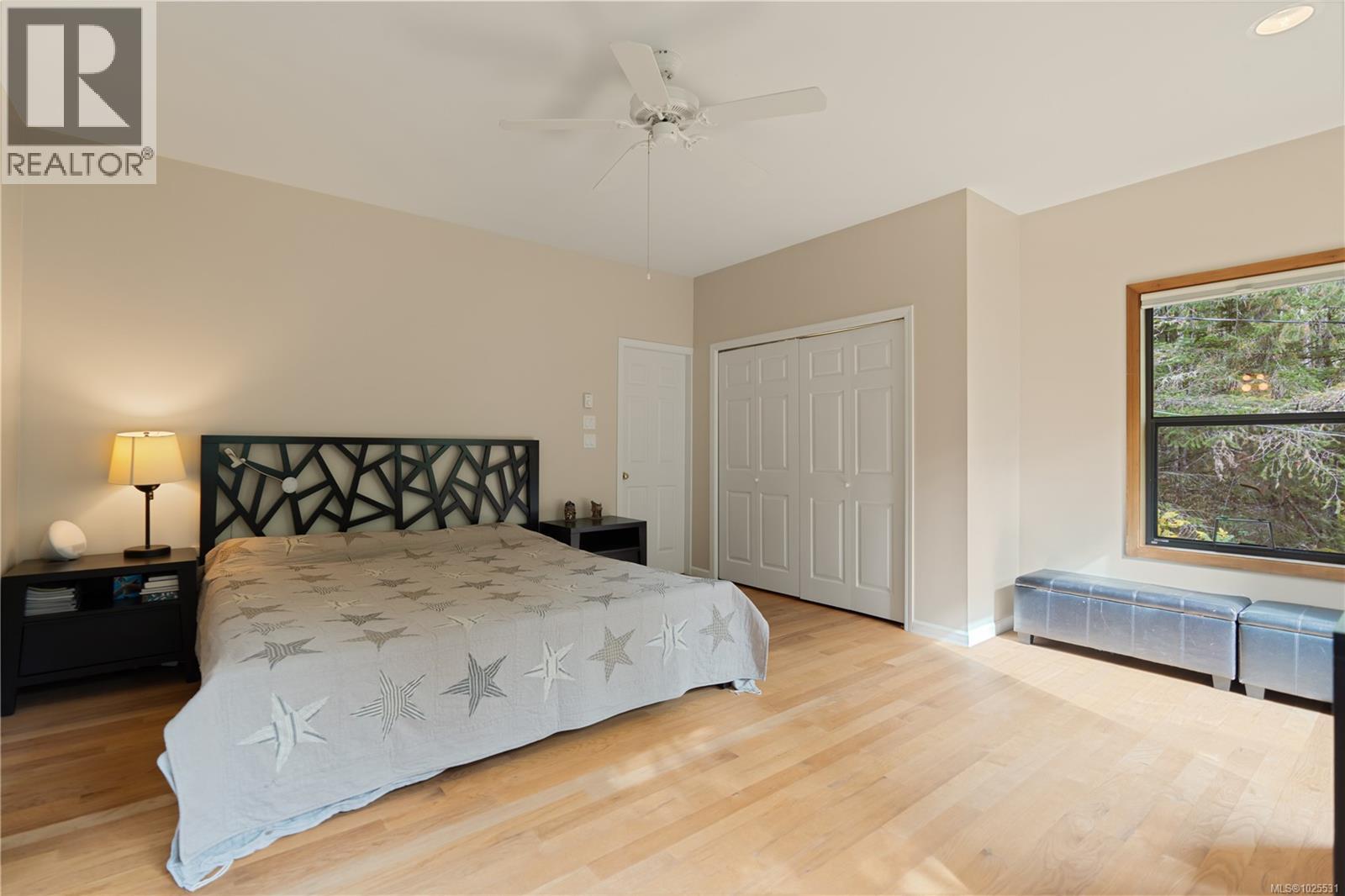 100 Viaduct Ave W - 14