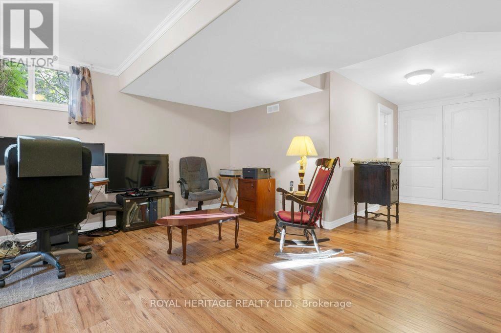 23 MAGNOLIA COURT - 31