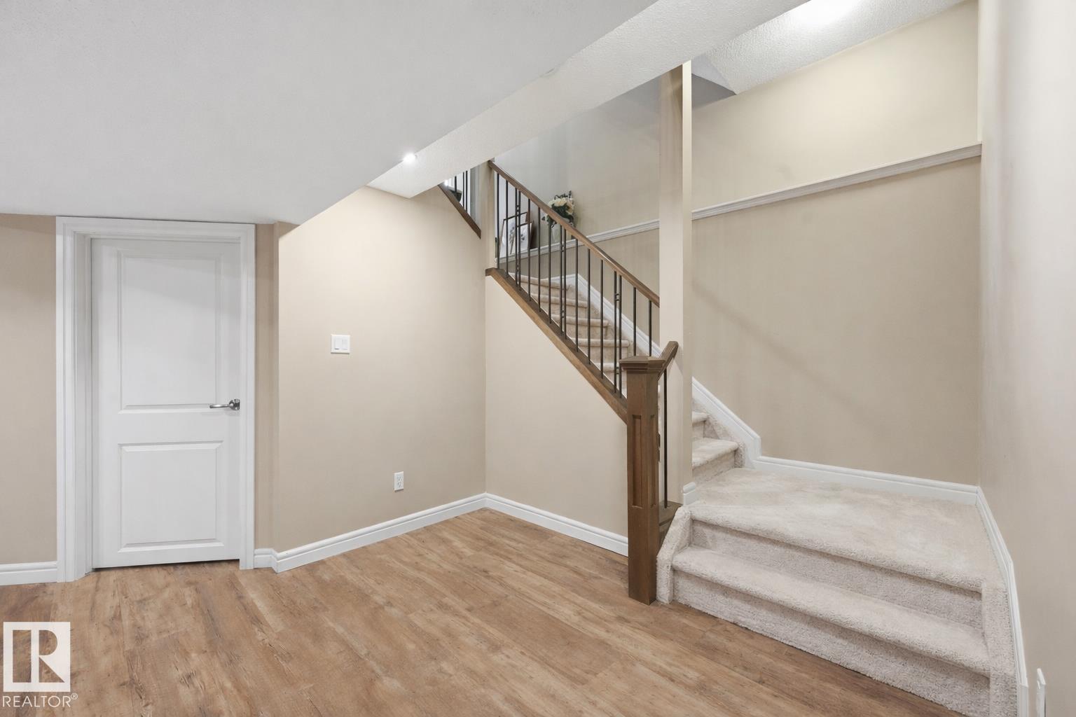 6477 ELSTON LO NW, Edmonton