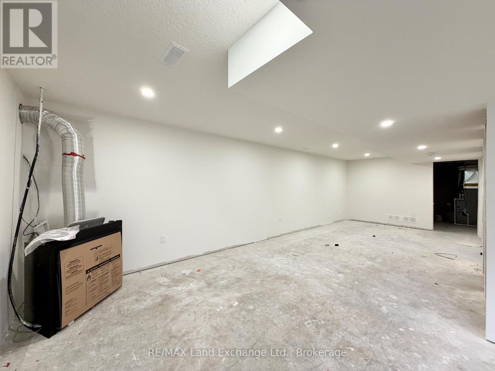383 ROSNER DRIVE - Image 10