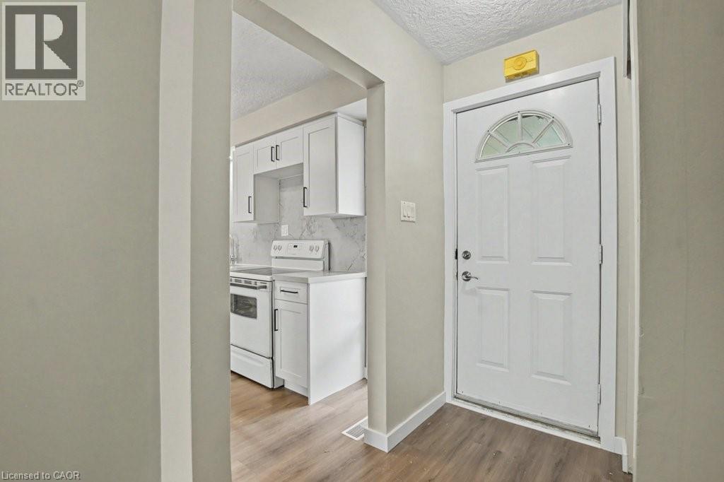 104 RALGREEN Crescent - 3