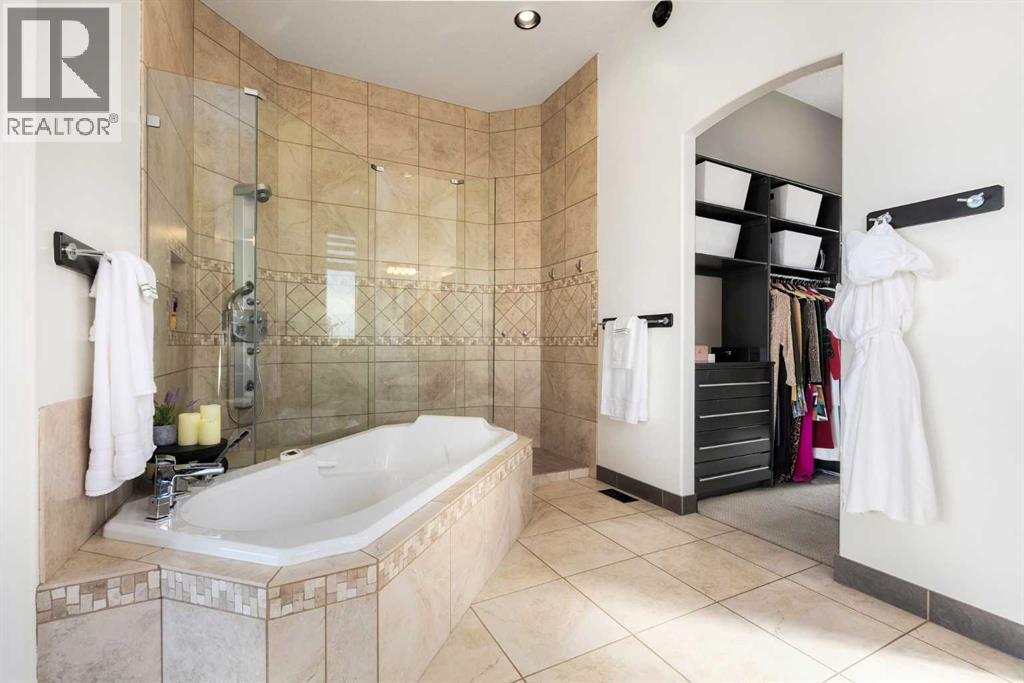 212 Gleneagles Estates Lane, Cochrane
