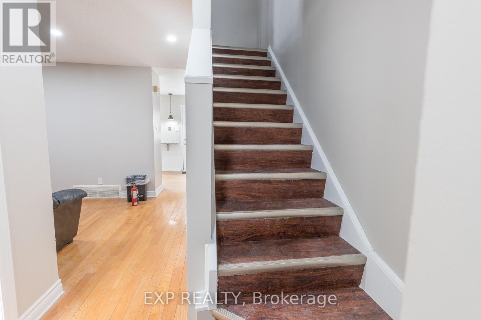 3 Bed, 1 Bath House for Rent in Ottawa – 1294 CAHILL DRIVE, Ottawa – MLS# X13078896 - Image 11
