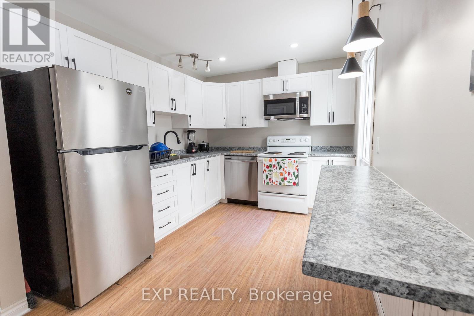 3 Bed, 1 Bath House for Rent in Ottawa – 1294 CAHILL DRIVE, Ottawa – MLS# X13078896 - Image 1