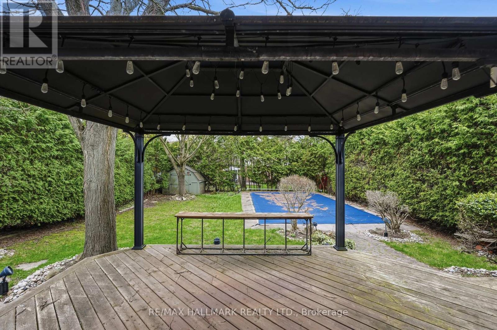 60 NISBET DRIVE - 20