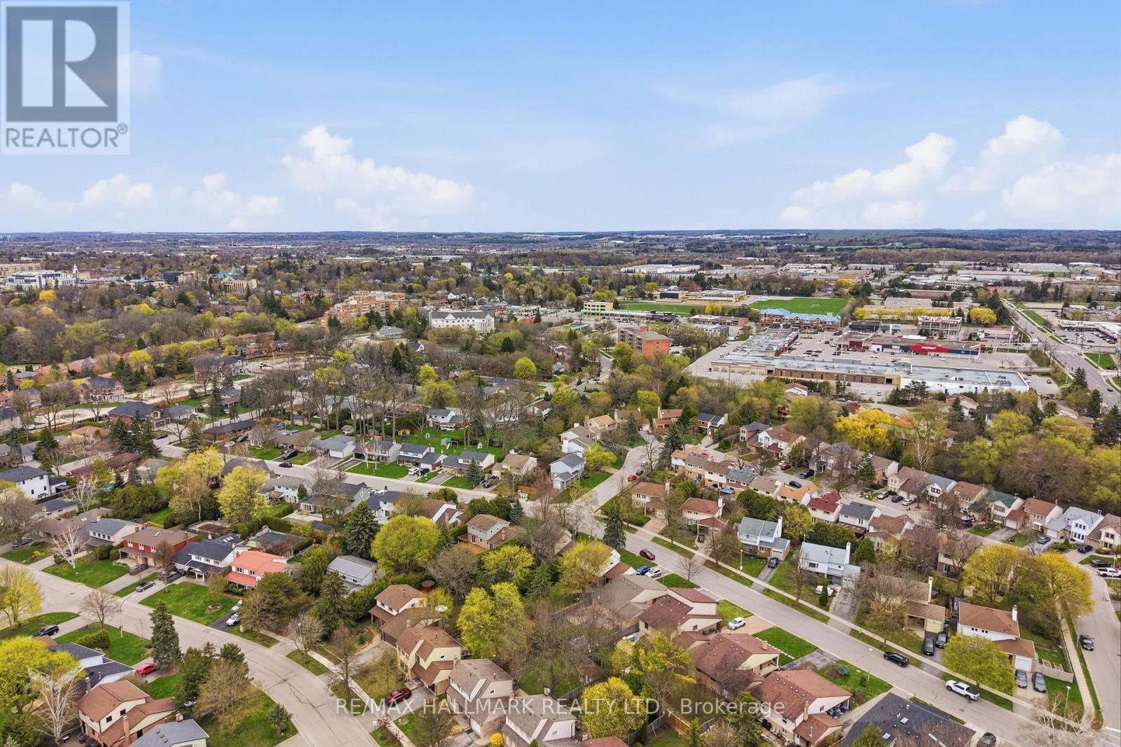 60 NISBET DRIVE - 33