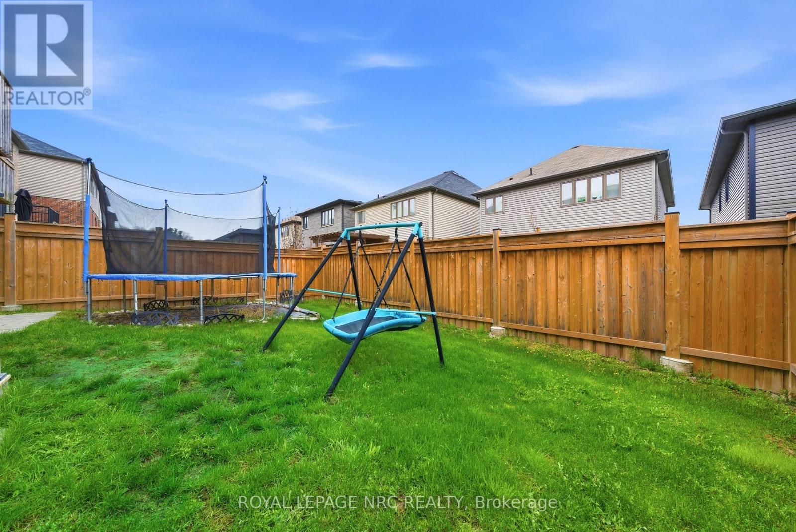 4071 THOMAS STREET - 37