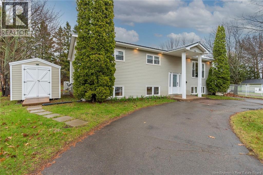 638 Guy Avenue - Image 2