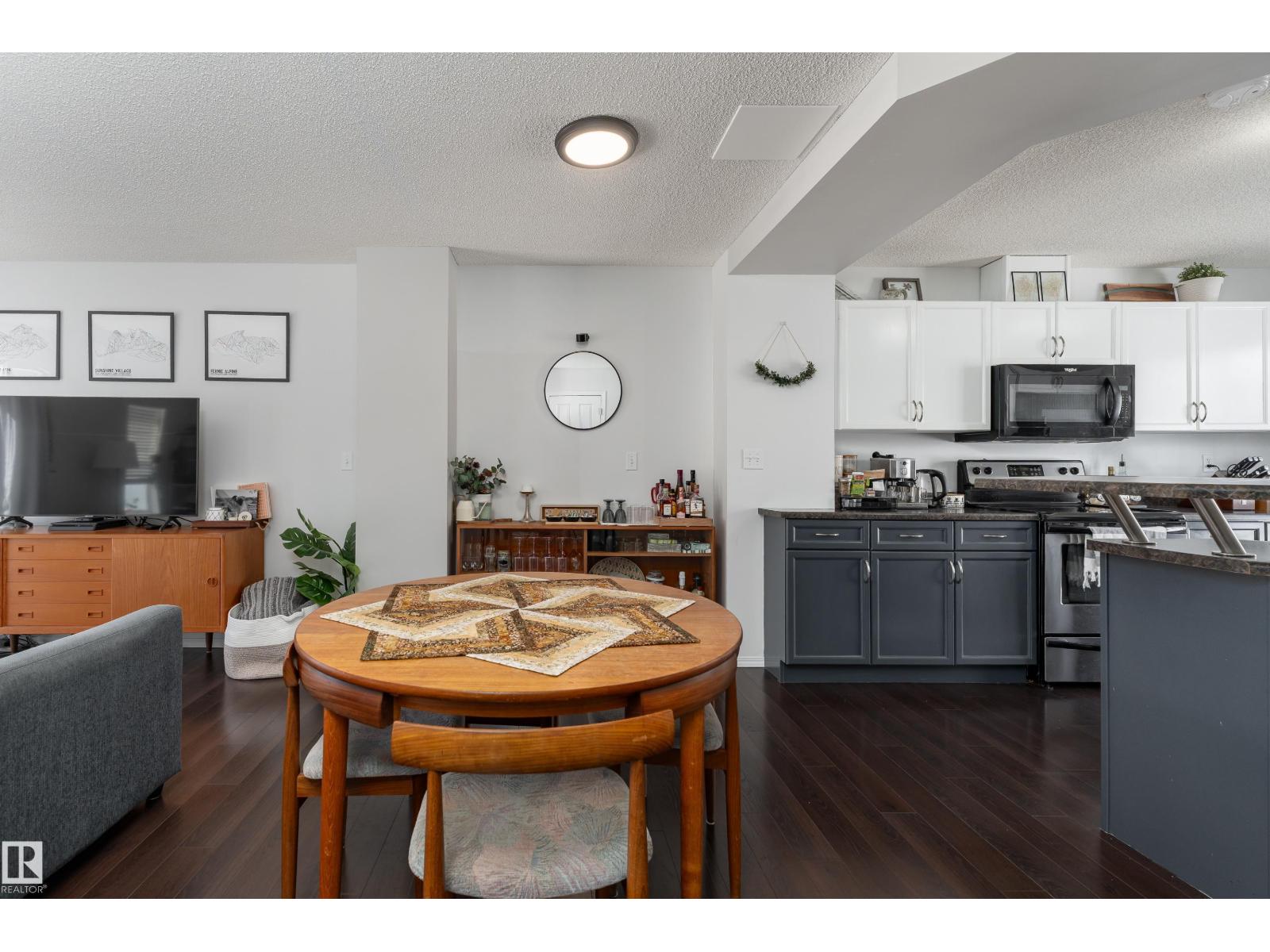 #32 5604 199 ST NW, Edmonton