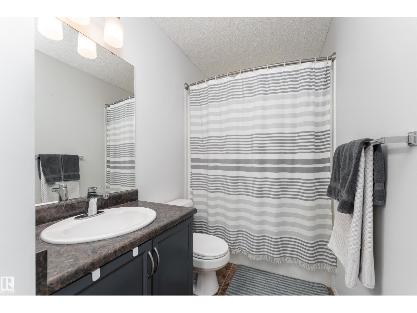 #32 5604 199 ST NW, Edmonton