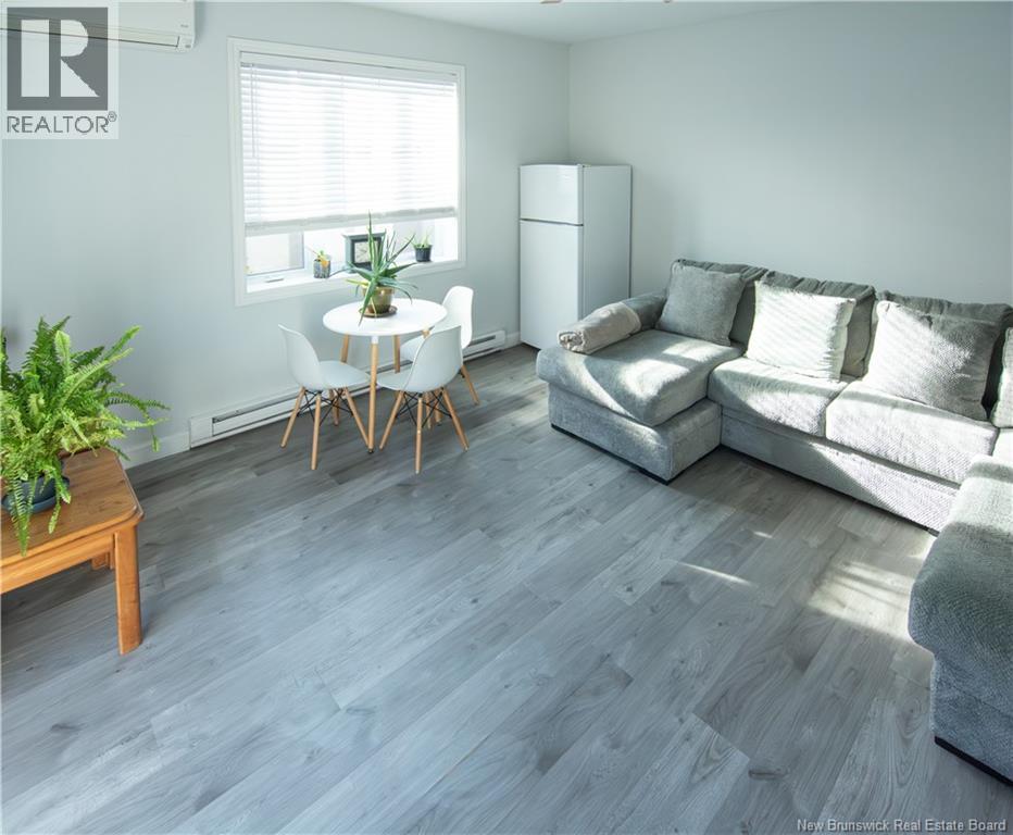 705 Amirault Street - 11