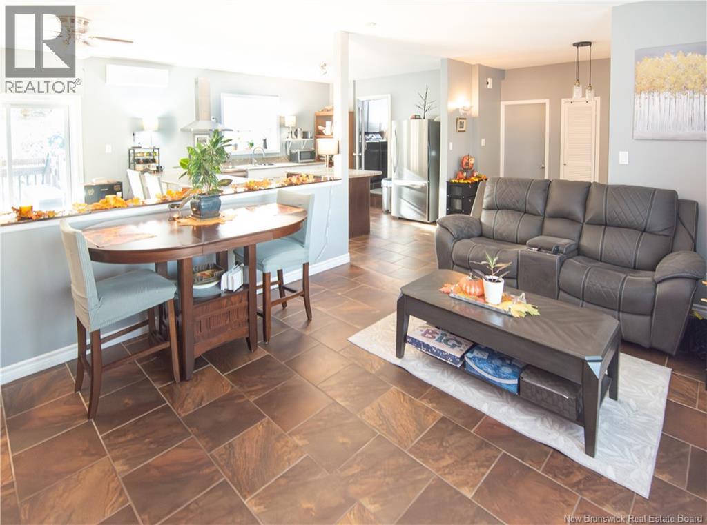 705 Amirault Street - 24