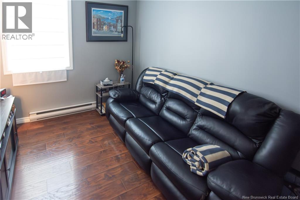 705 Amirault Street - 32
