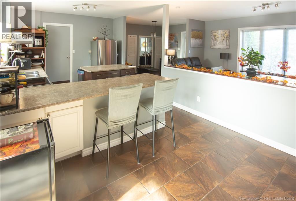 705 Amirault Street - 33