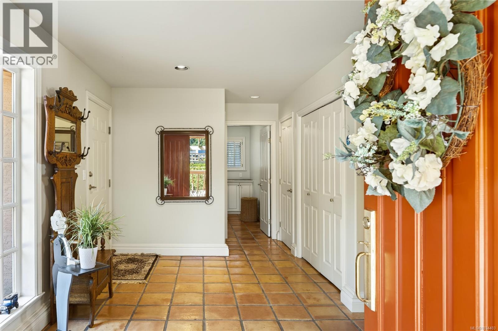 3097 Dolphin Dr - 14