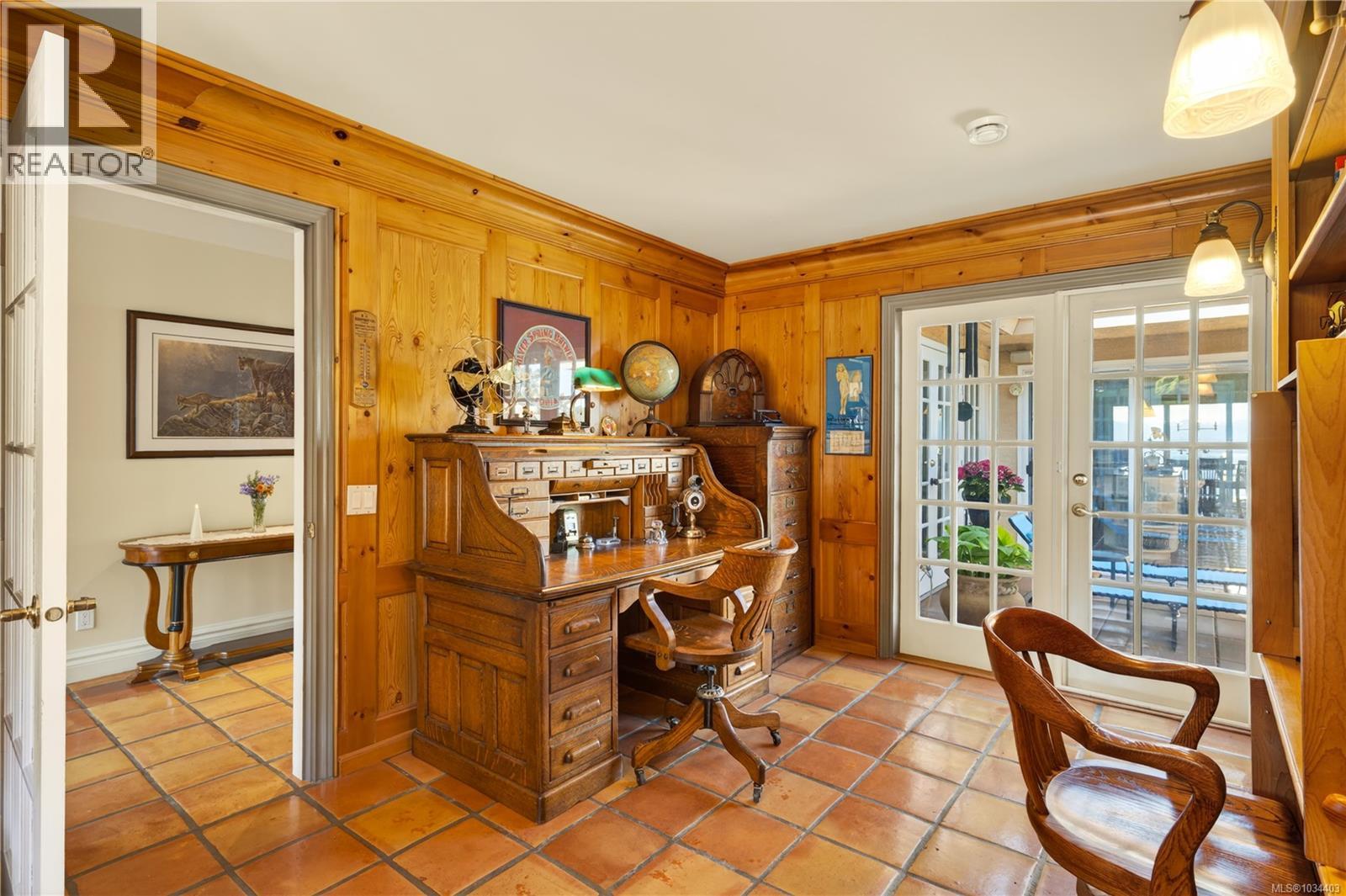 3097 Dolphin Dr - 18