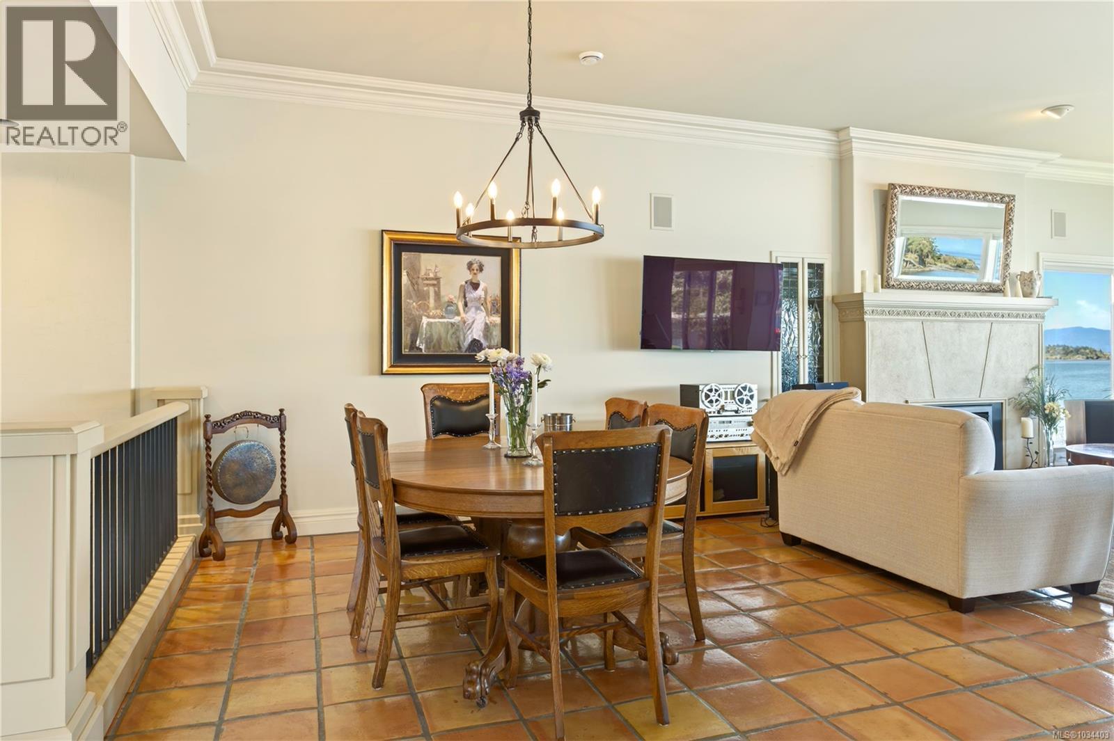 3097 Dolphin Dr - 22