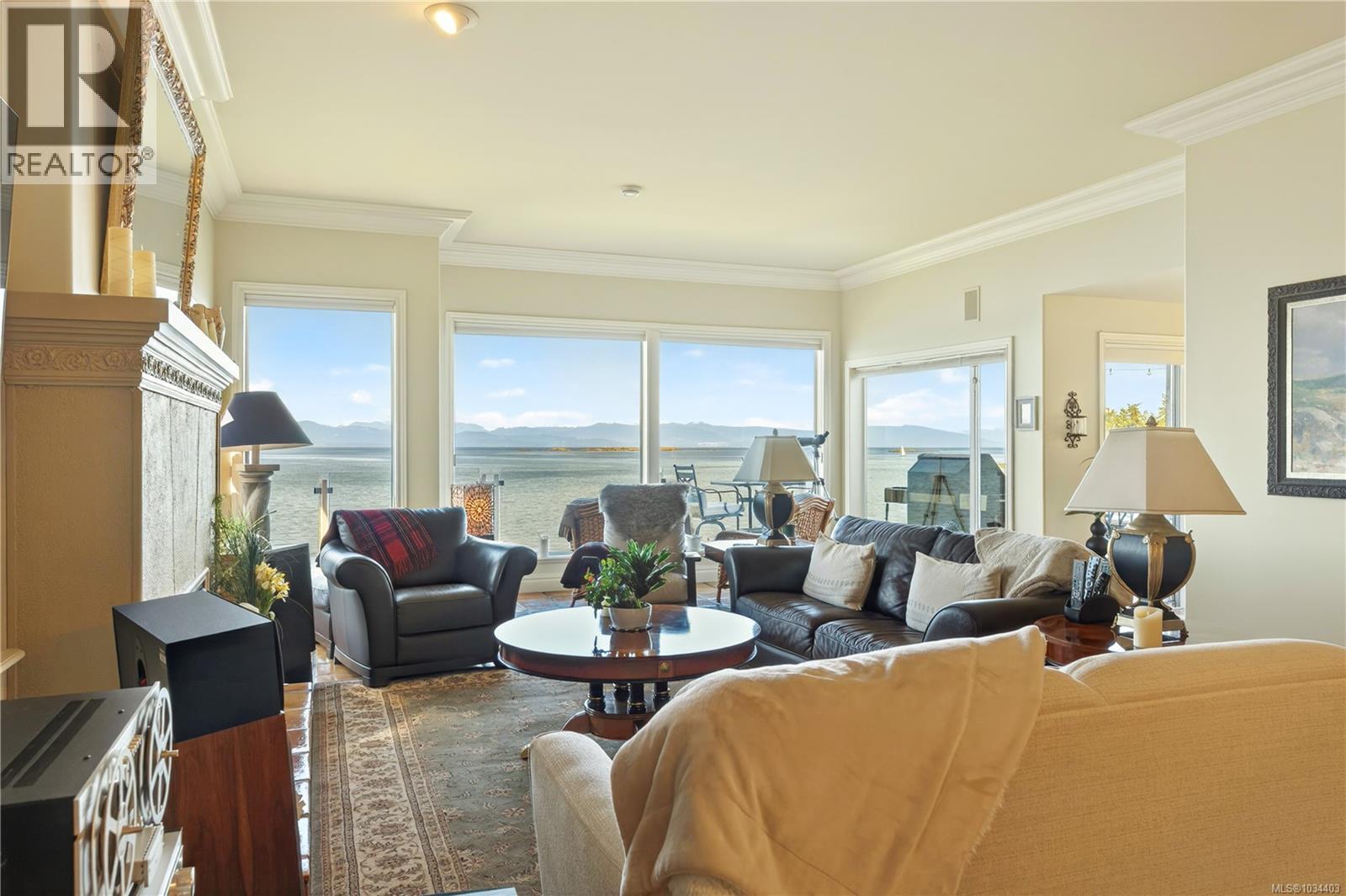 3097 Dolphin Dr - 25