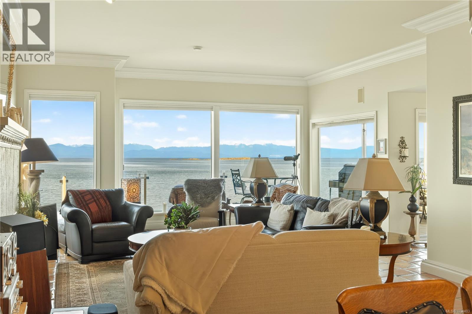 3097 Dolphin Dr - 29