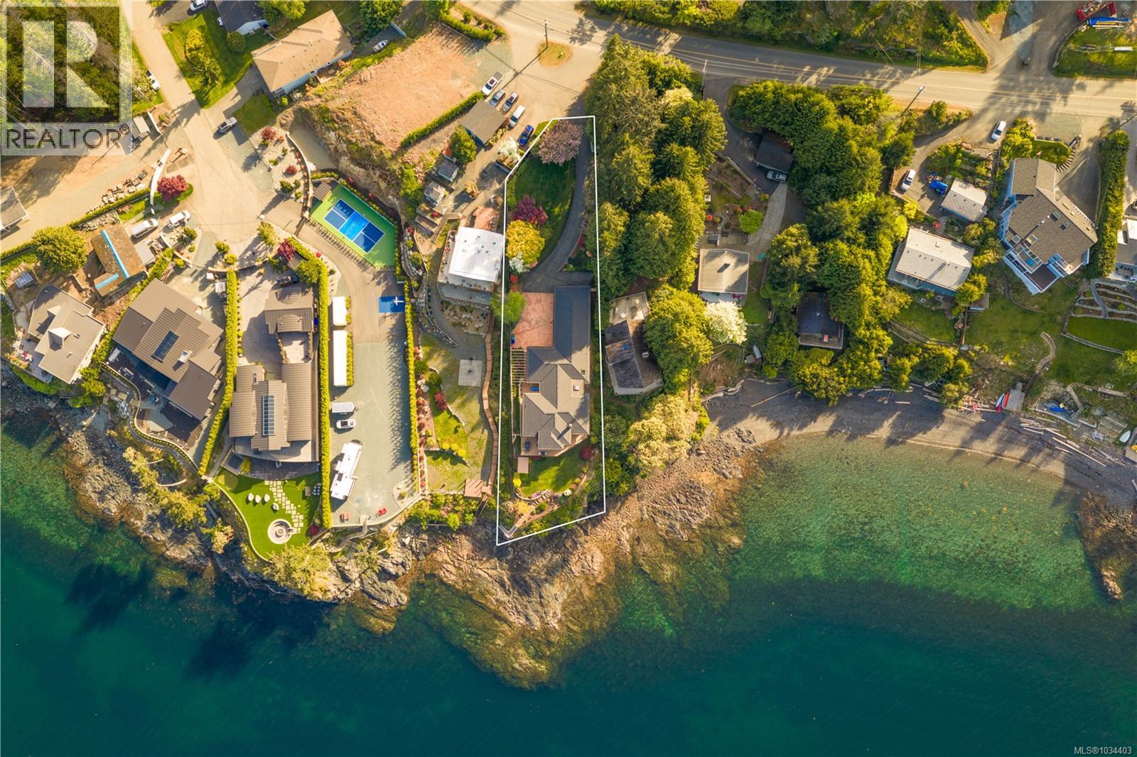 3097 Dolphin Dr - Image 3