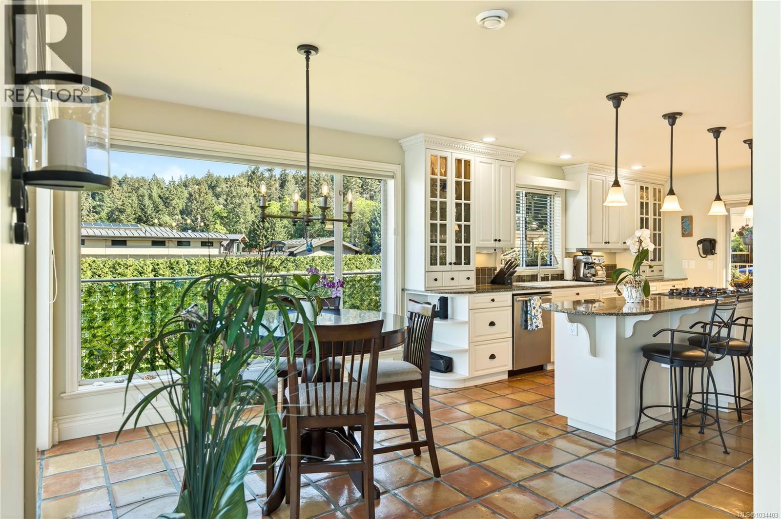 3097 Dolphin Dr - 34