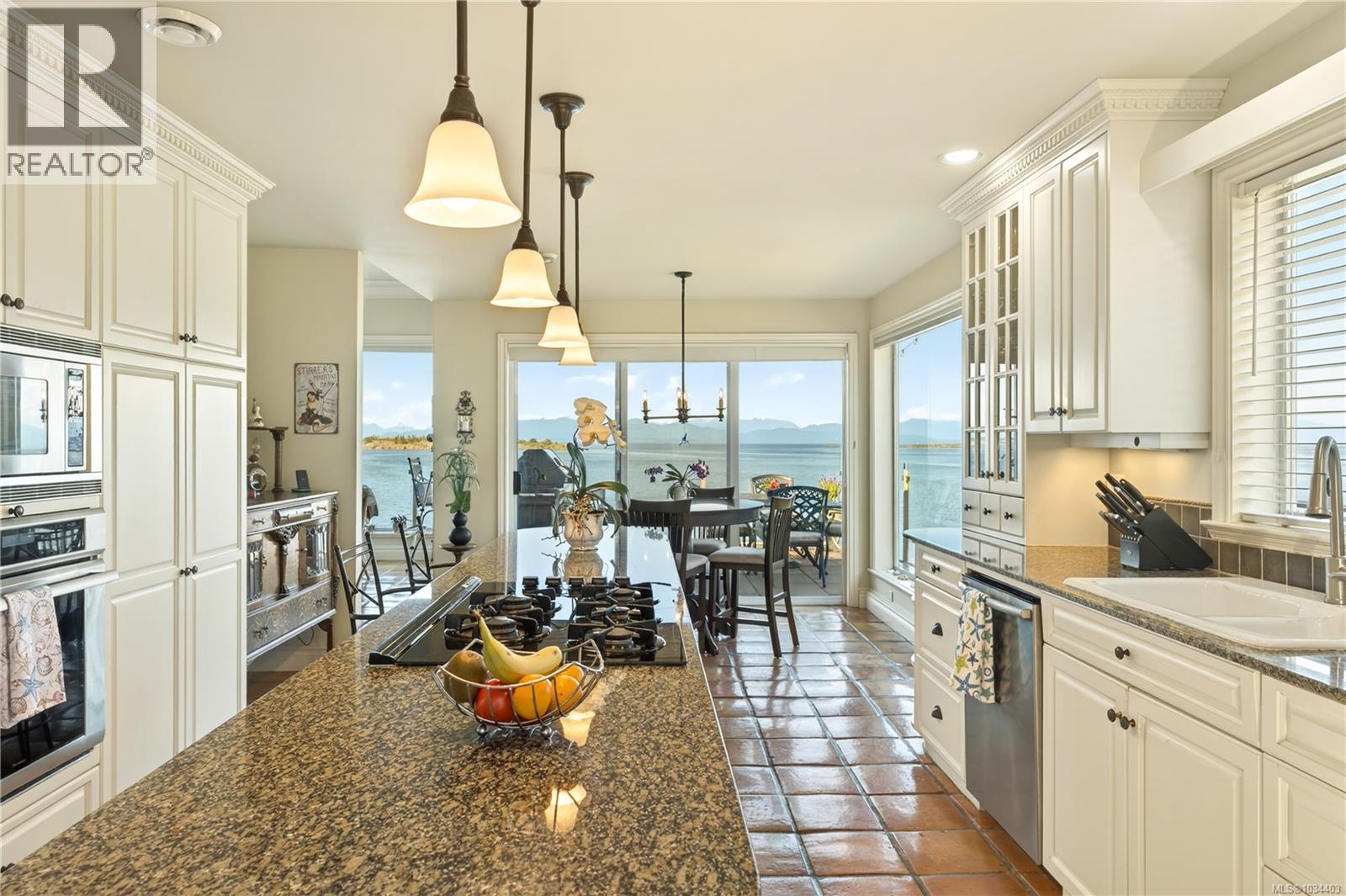 3097 Dolphin Dr - 36