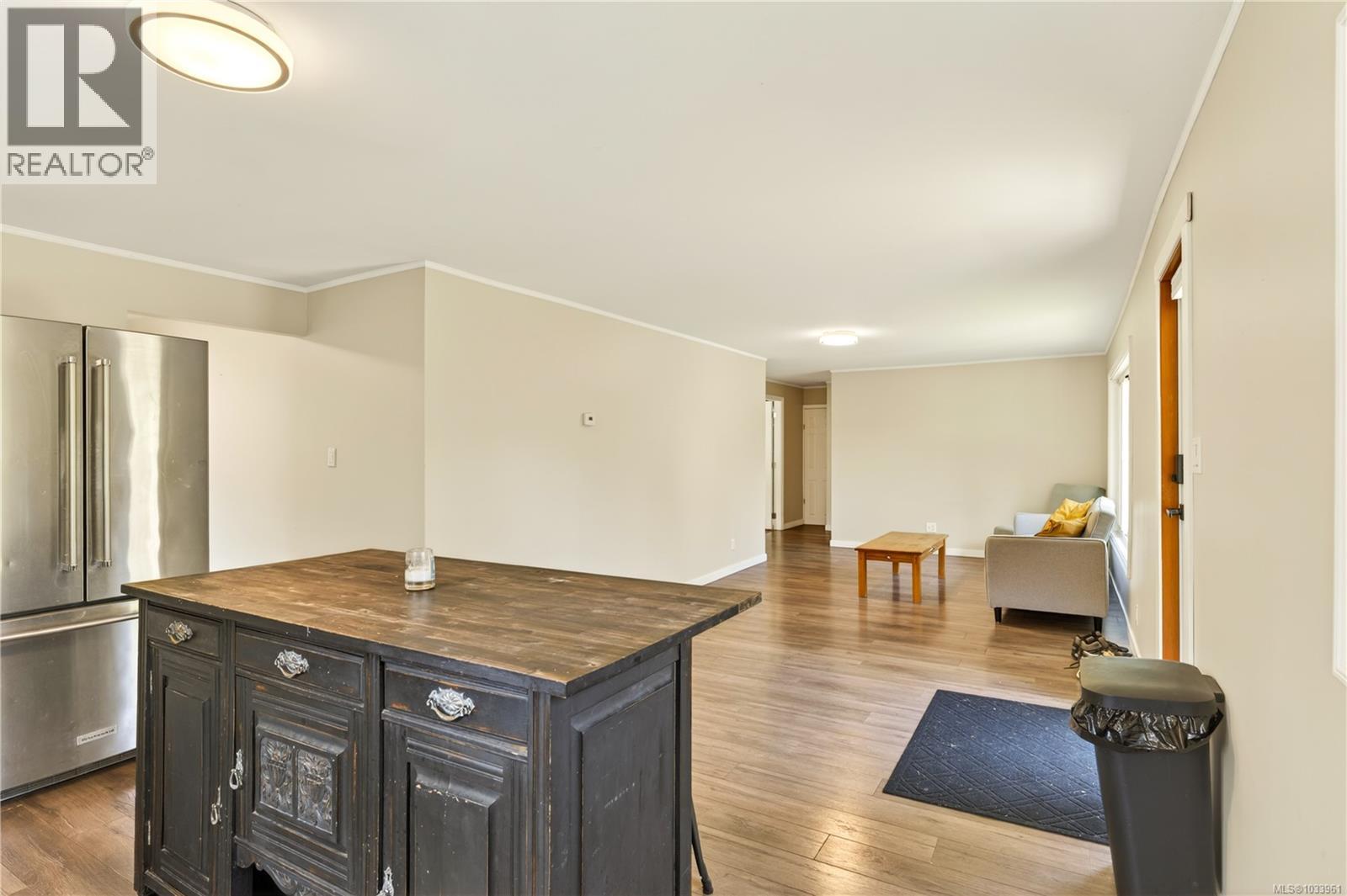1441 White Rd - 17