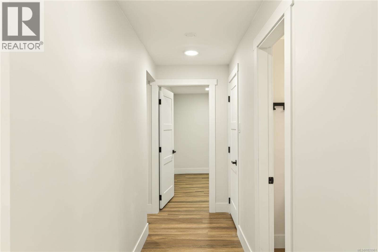1441 White Rd - 48