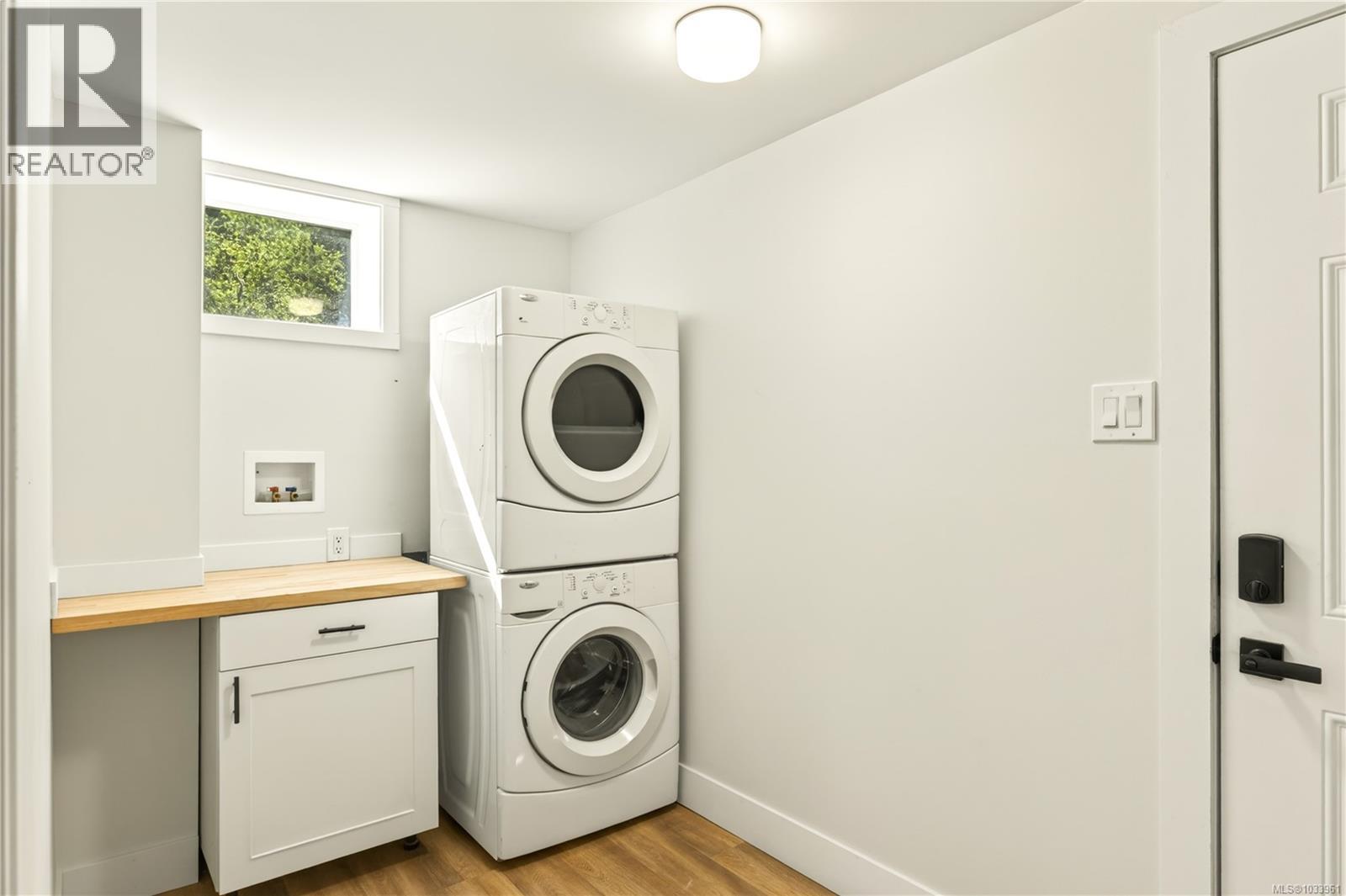 1441 White Rd - 50