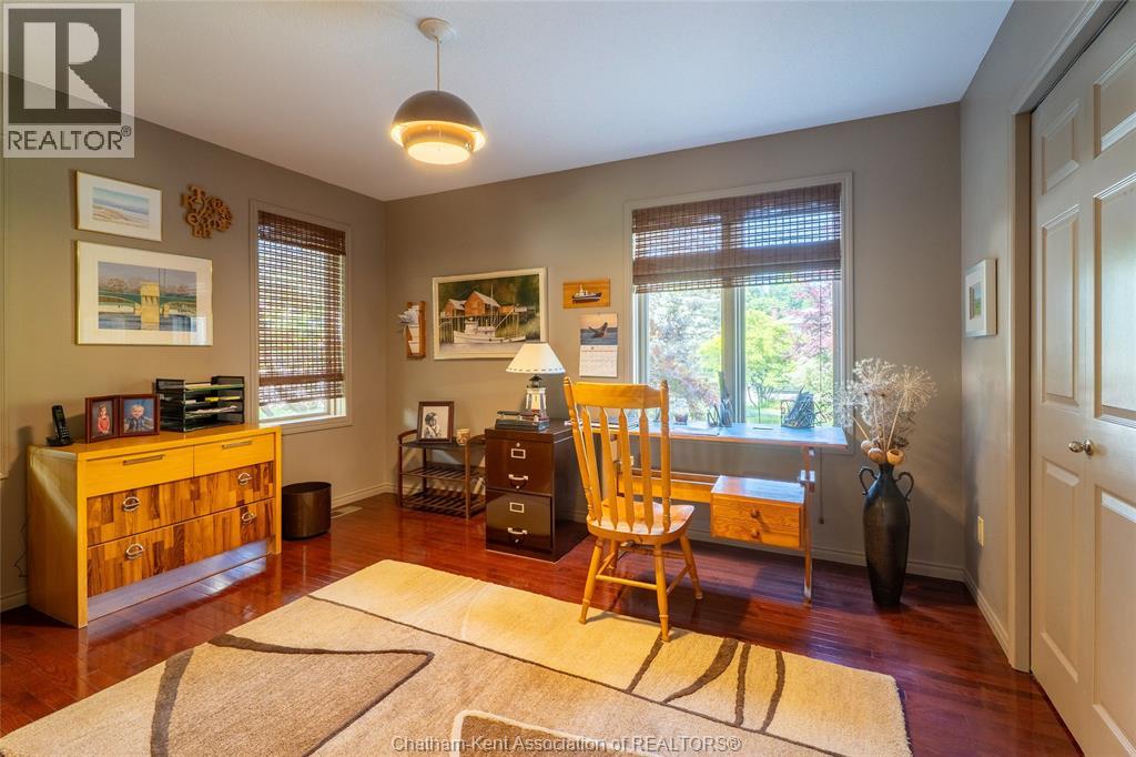 30 CRAMAR CRESCENT - 11