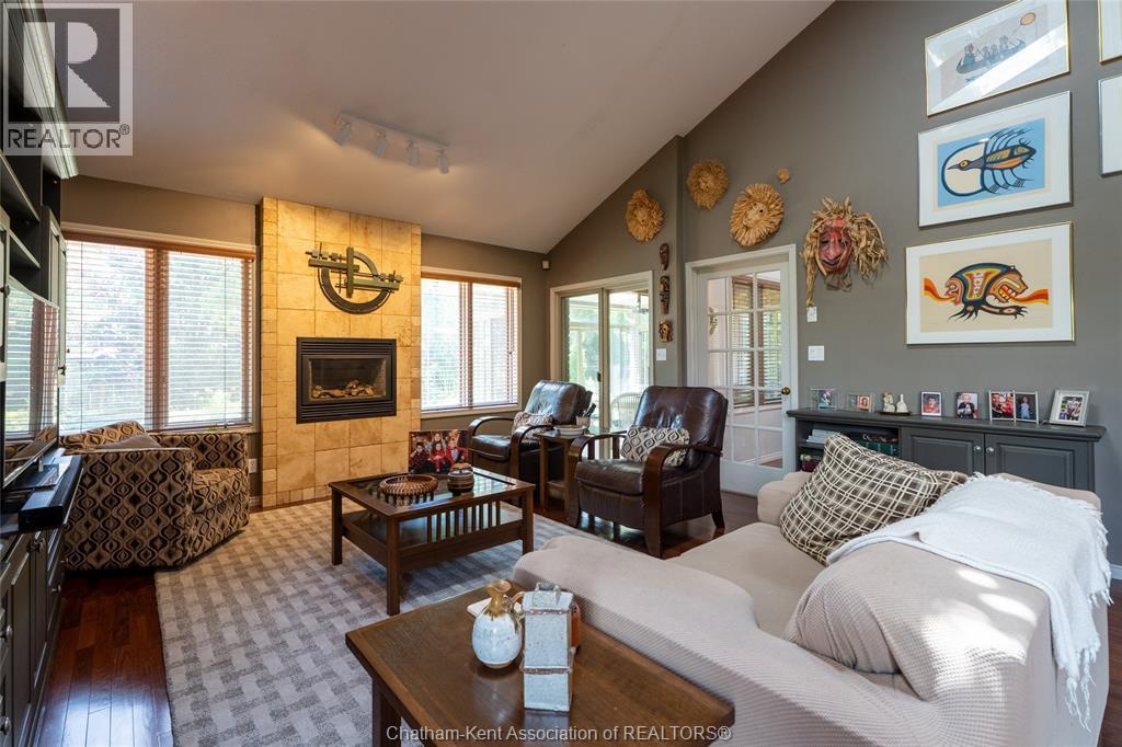 30 CRAMAR CRESCENT - 14