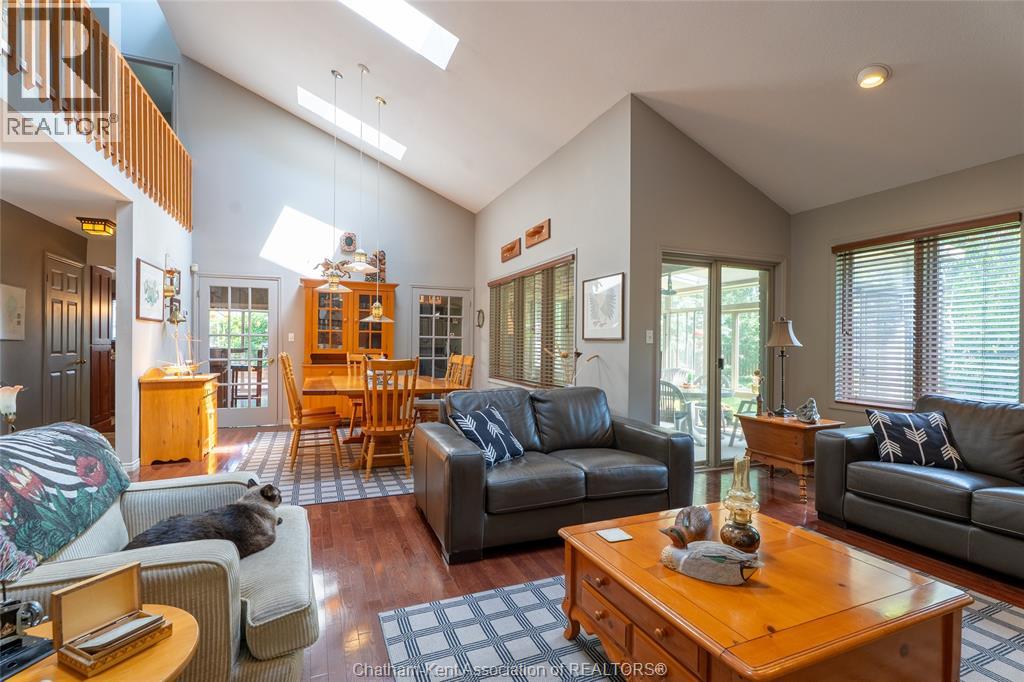 30 CRAMAR CRESCENT, Chatham, Ontario, N7M6G3 — Photo 6