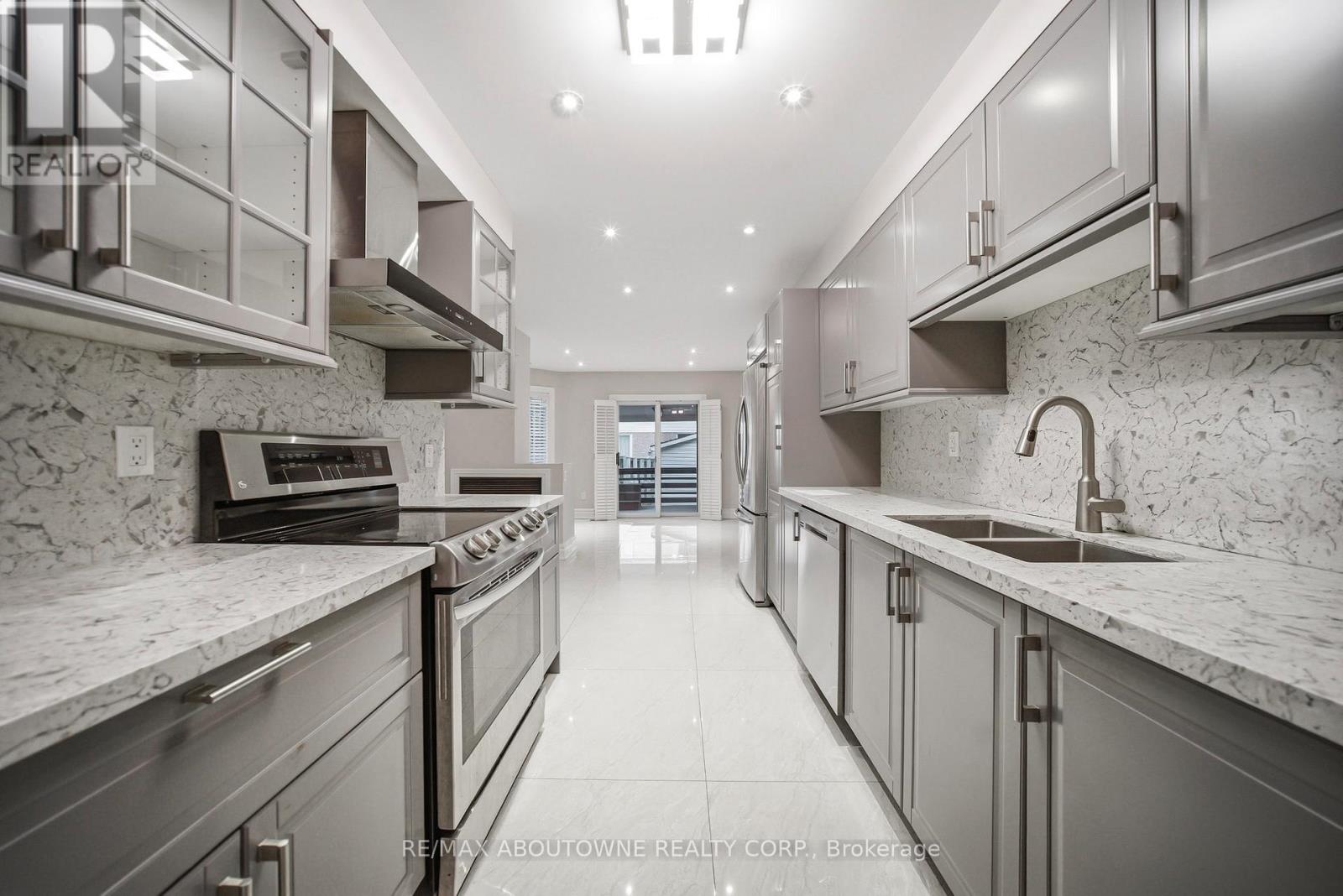 5129 BOARDWALK DRIVE - 7