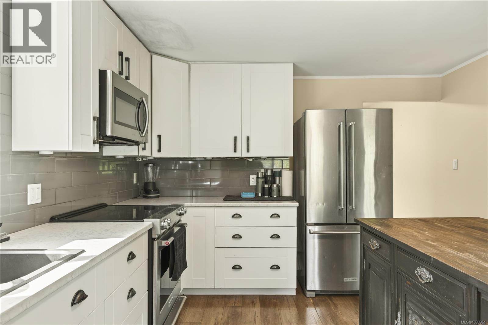1441 White Rd - 24