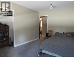 Primary Bedroom - 2565 3a Highway, Castlegar, BC V1N4P5 Photo 11