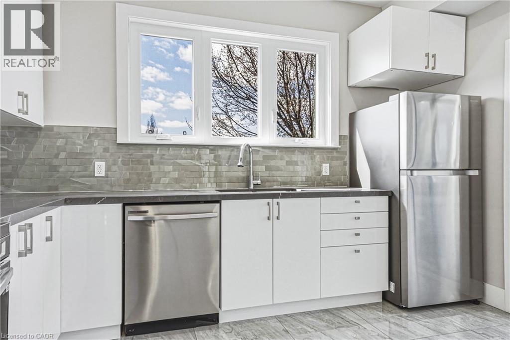 68 VANSITMART Avenue, Hamilton, Ontario, L8H3A5 — Photo 26