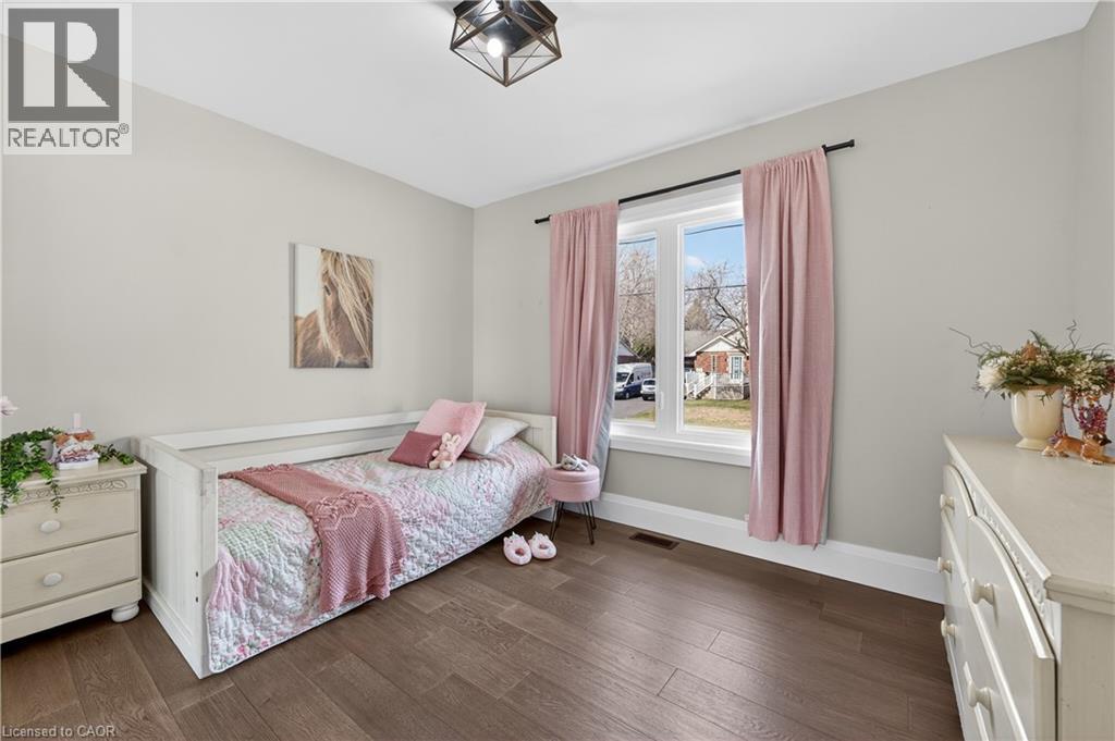 22 HAZELWOOD Avenue, Grimsby, Ontario, L3M1K1 — Photo 16